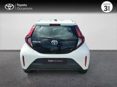 TOYOTA Aygo X 1.0 VVT-i 72ch Dynamic occasion 2023 - Photo 4