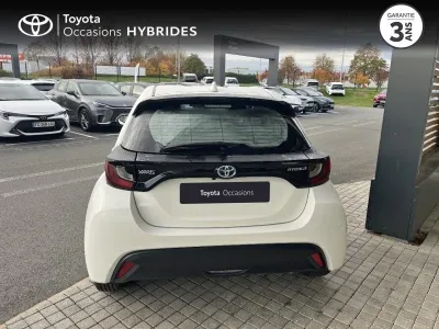 TOYOTA Yaris 116h Dynamic 5p MY22 occasion 2023 - Photo 4
