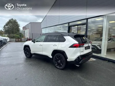 TOYOTA RAV4 Hybride 218ch Collection 2WD MY20 occasion 2021 - Photo 2