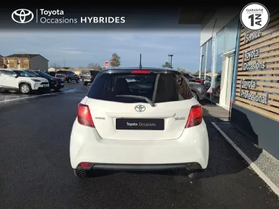 TOYOTA Yaris 100 VVT-i Design 5p occasion 2017 - Photo 4