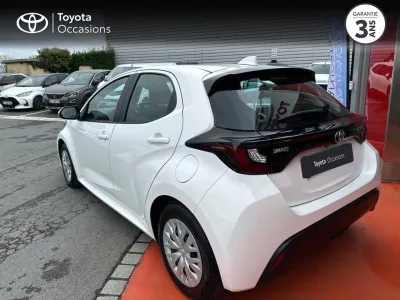 TOYOTA Yaris 116h Dynamic 5p MY21 occasion 2023 - Photo 2