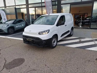 TOYOTA PROACE CITY Electric Medium 50 kWh Start MC24 occasion 2025 - Photo 2