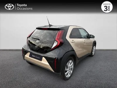 TOYOTA Aygo X 1.0 VVT-i 72ch Design occasion 2022 - Photo 2