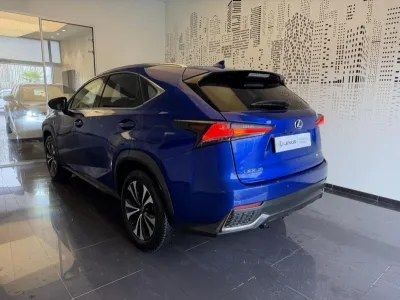 LEXUS NX 300h 4WD F SPORT Euro6d-T occasion 2020 - Photo 3