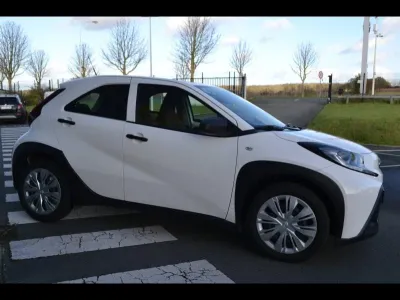 TOYOTA Aygo X 1.0 VVT-i 72ch Active Business MY23 occasion 2023 - Photo 2