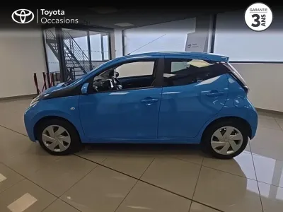 TOYOTA Aygo 1.0 VVT-i 72ch x-play 5p occasion 2018 - Photo 3