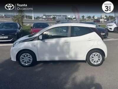 TOYOTA Aygo 1.0 VVT-i 72ch x-play 5p occasion 2020 - Photo 4