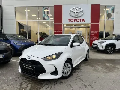 TOYOTA Yaris 116h Dynamic 5p MY22 occasion 2023 - Photo 1