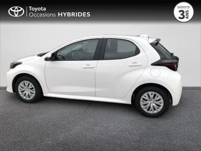 TOYOTA Yaris 116h Dynamic 5p MY22 occasion 2023 - Photo 2