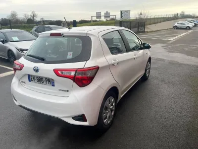 TOYOTA Yaris HSD 100h France 5p occasion 2018 - Photo 4