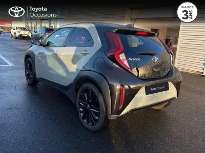 TOYOTA Aygo X 1.0 VVT-i 72ch Air Design occasion 2024 - Photo 2