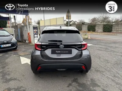 TOYOTA Yaris 116h Design 5p MY22 occasion 2023 - Photo 4