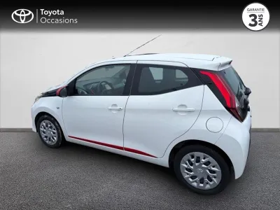 TOYOTA Aygo 1.0 VVT-i 72ch x-play x-shift 5p occasion 2019 - Photo 3