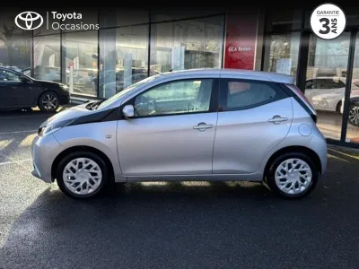 TOYOTA Aygo 1.0 VVT-i 72ch x-play 5p occasion 2018 - Photo 3