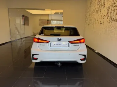 LEXUS CT 200h Pack MY20 occasion 2020 - Photo 2