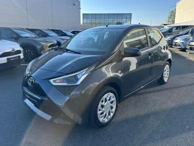 TOYOTA Aygo 1.0 VVT-i 72ch x-play 5p occasion 2018 - Photo 1
