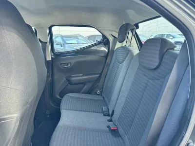 TOYOTA Aygo 1.0 VVT-i 72ch x-play 5p occasion 2018 - Photo 4