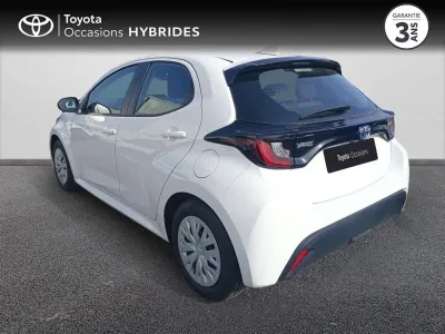 TOYOTA Yaris 116h Dynamic 5p MY22 occasion 2023 - Photo 2