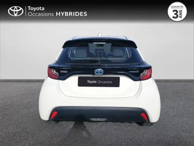 TOYOTA Yaris 116h Dynamic 5p MY22 occasion 2023 - Photo 4