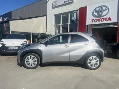 TOYOTA Aygo X 1.0 VVT-i 72ch Dynamic S-CVT occasion 2023 - Photo 2