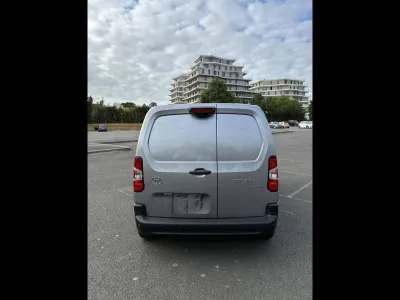 TOYOTA PROACE CITY Electric MEDIUM 50 kWh START CONFORT PK CHANTIER occasion 2024 - Photo 4
