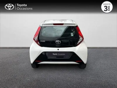 TOYOTA Aygo 1.0 VVT-i 72ch x-play 5p occasion 2020 - Photo 4