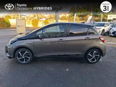TOYOTA Yaris 100h Collection 5p occasion 2019 - Photo 3