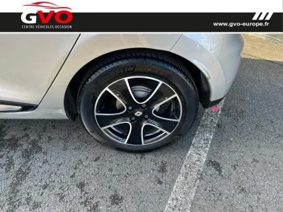 RENAULT Clio 0.9 TCe 90ch energy Limited Euro6 2015 occasion 2016 - Photo 4