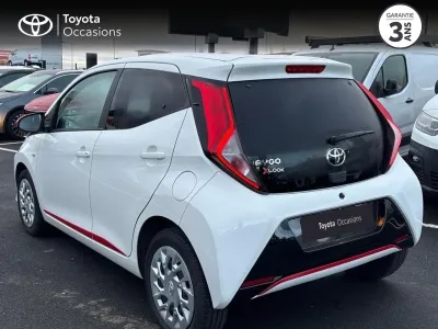 TOYOTA Aygo 1.0 VVT-i 72ch x-look 5p MY21 occasion 2021 - Photo 2