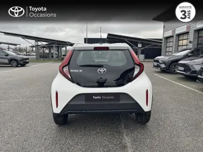 TOYOTA Aygo X 1.0 VVT-i 72ch Dynamic occasion 2022 - Photo 4