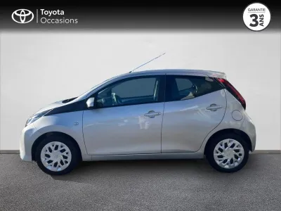 TOYOTA Aygo 1.0 VVT-i 72ch x-play 5p occasion 2019 - Photo 3