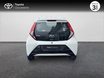 TOYOTA Aygo 1.0 VVT-i 72ch x-play 3p occasion 2019 - Photo 4