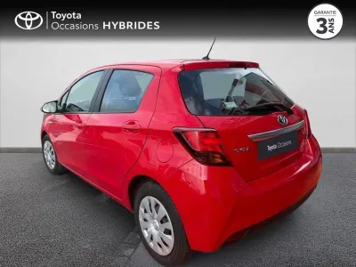 TOYOTA Yaris HSD 100h Dynamic 5p occasion 2014 - Photo 2