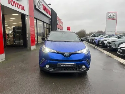 TOYOTA C-HR 122h Design 2WD E-CVT occasion 2019 - Photo 2