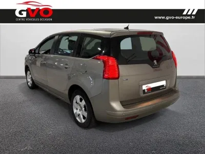 PEUGEOT 5008 1.6 BlueHDi 120ch S&S Active EAT6 occasion 2016 - Photo 2