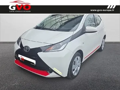 TOYOTA Aygo 1.0 VVT-i 69ch x-play 5p occasion 2018 - Photo 1