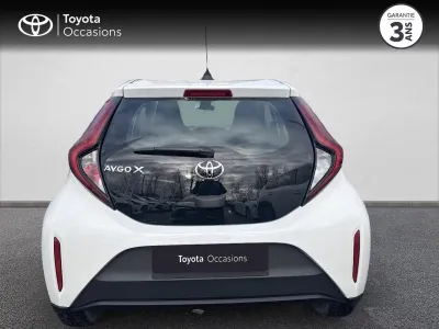 TOYOTA Aygo X 1.0 VVT-i 72ch Dynamic occasion 2022 - Photo 4