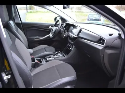 OPEL Grandland 1.5 D 130ch Elegance Business BVA8 occasion 2022 - Photo 4