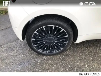 FIAT 500 e 118ch La Prima MY23 By Bocelli occasion 2023 - Photo 4