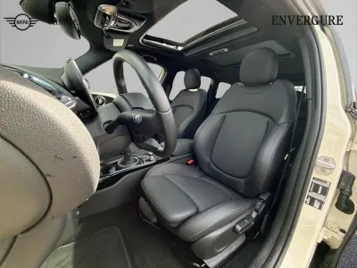 MINI Clubman Cooper  136ch John Cooper Works BVA7 occasion 2022 - Photo 4