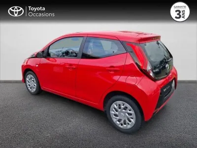 TOYOTA Aygo 1.0 VVT-i 72ch x-play 5p occasion 2019 - Photo 2
