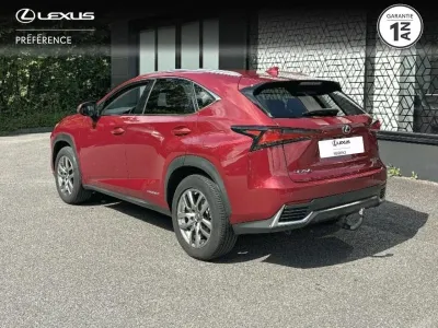 LEXUS NX 300h 4WD Luxe APPLE CARPLAY / ANDROID AUTO occasion 2019 - Photo 2