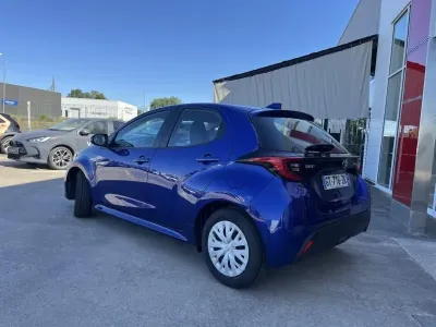TOYOTA Yaris 120 VVT-i Dynamic Business 5p MY22 occasion 2024 - Photo 2