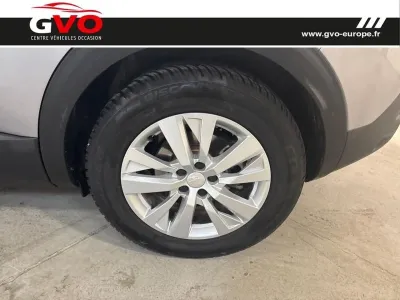 PEUGEOT 3008 1.5 BlueHDi 130ch E6.c Active Business S&S EAT8 occasion 2019 - Photo 4