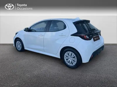 TOYOTA Yaris 116h Dynamic 5p MY22 occasion 2023 - Photo 2