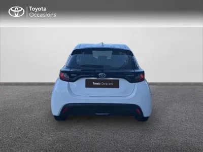 TOYOTA Yaris 116h Dynamic 5p MY22 occasion 2023 - Photo 4
