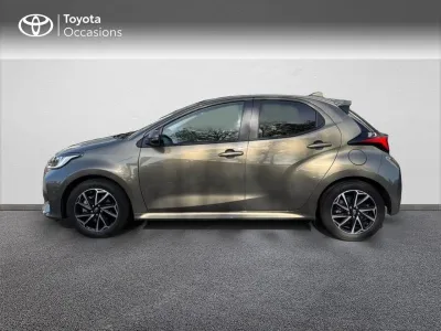 TOYOTA Yaris 116h Design Pack 5p MC24 occasion 2024 - Photo 3