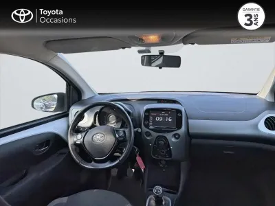 TOYOTA Aygo 1.0 VVT-i 72ch x-play 5p MY21 occasion 2021 - Photo 4
