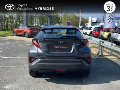 TOYOTA C-HR 1.8 Hybride 122ch Dynamic Ultimate MY23 occasion 2024 - Photo 4
