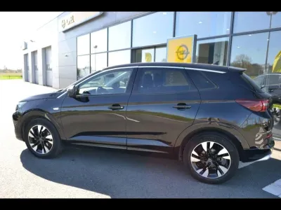 OPEL Grandland 1.5 D 130ch Elegance Business BVA8 occasion 2022 - Photo 3